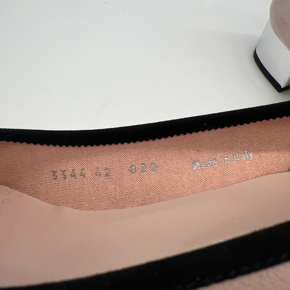 Le Babe Velour Suede Pumps With Bow Accent - Picture 8 of 13